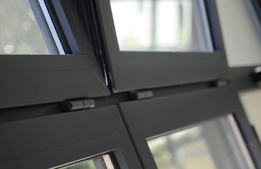 Fenêtres en aluminium avec cadre fin